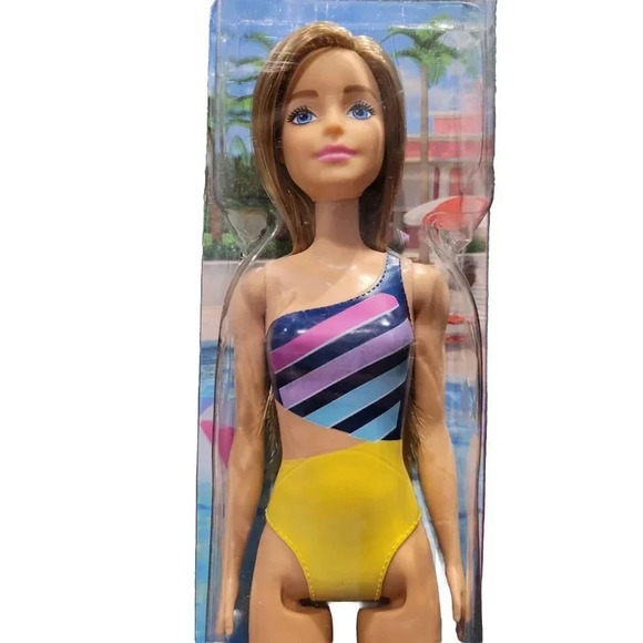 Barbie Water Play Wearing Swimsuit 11" Doll with Light Brown Hair - Brand New - Picture 5 of 6
